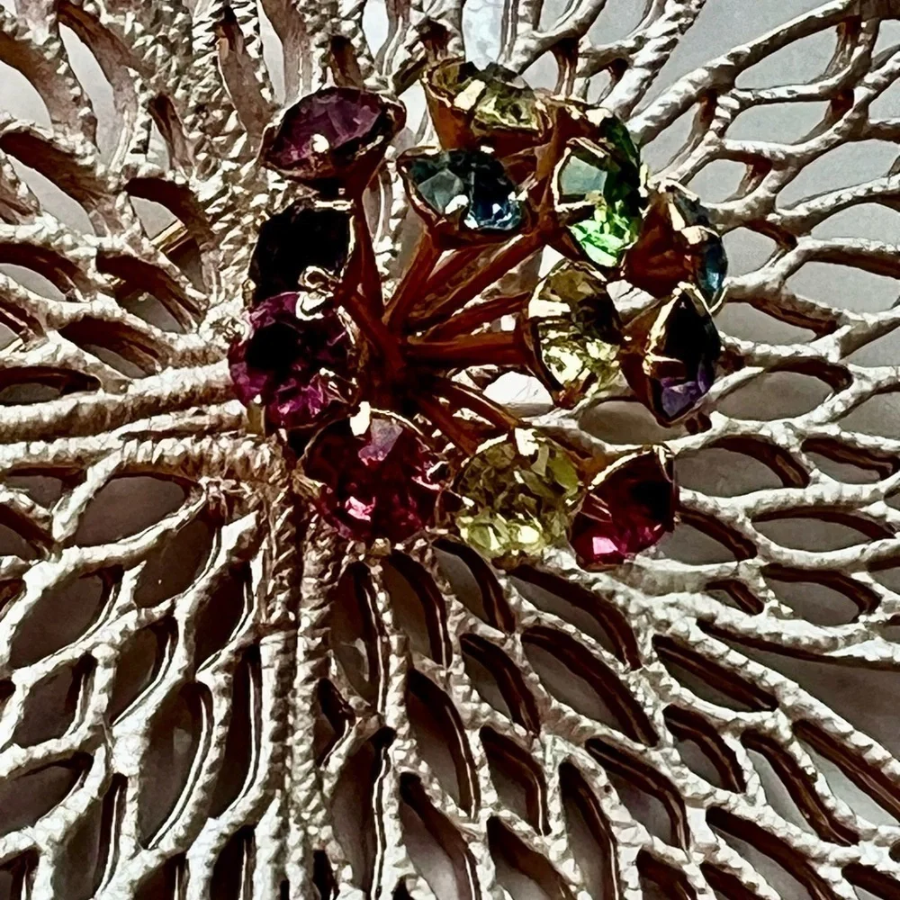 Vintage this brooch